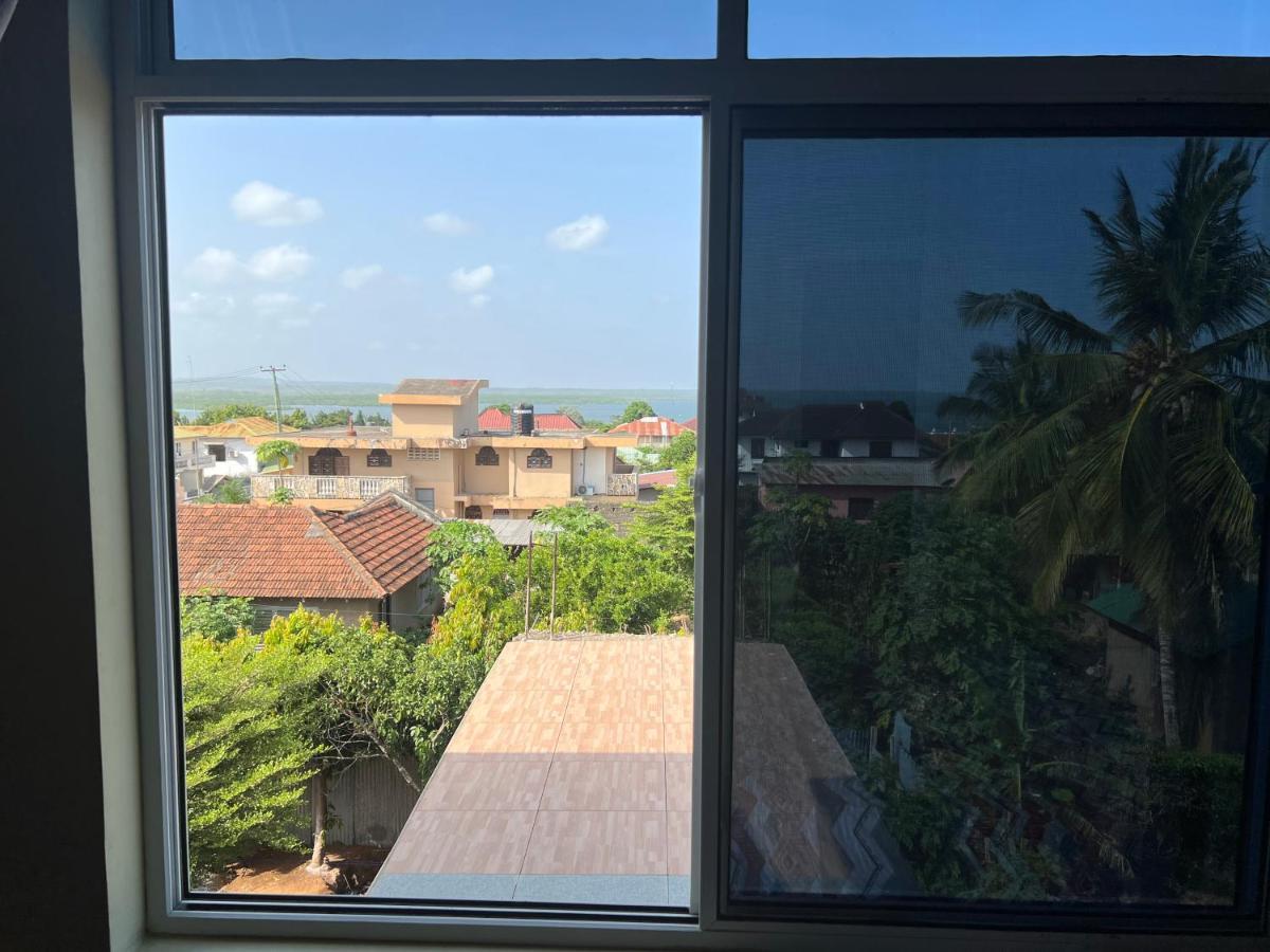 Phyllen Hotel Tanga Luaran gambar